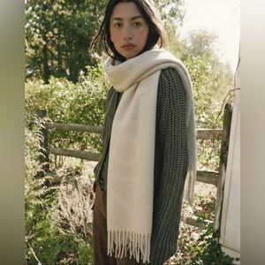Holzweiler | Alpaca Lambs Wool Logo Blanket Scarf